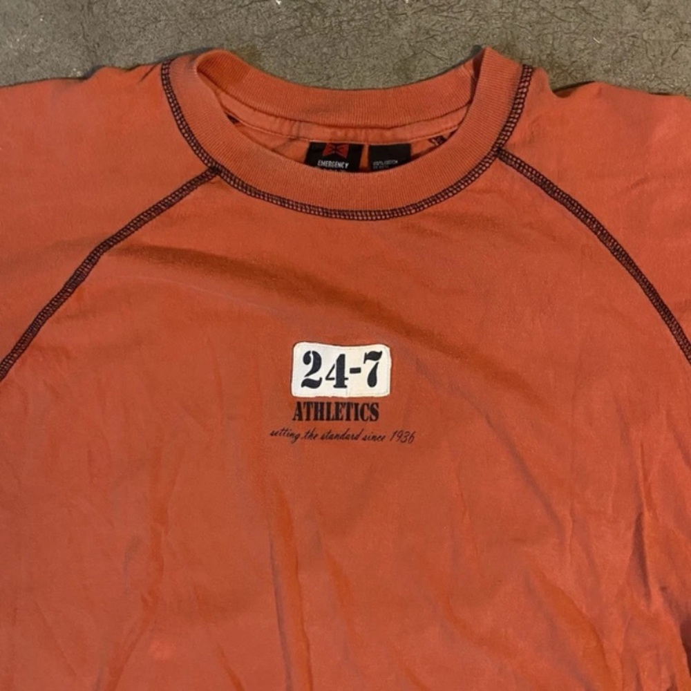 Vintage 24/7 Athletics Orange Tee Emergency Exit Embroidered Stitching Men’s L